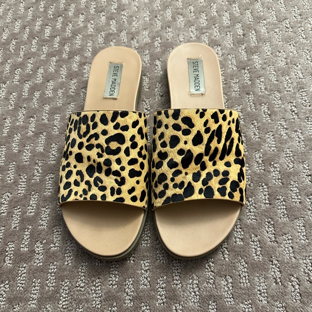 Steve Madden cheetah print slides
